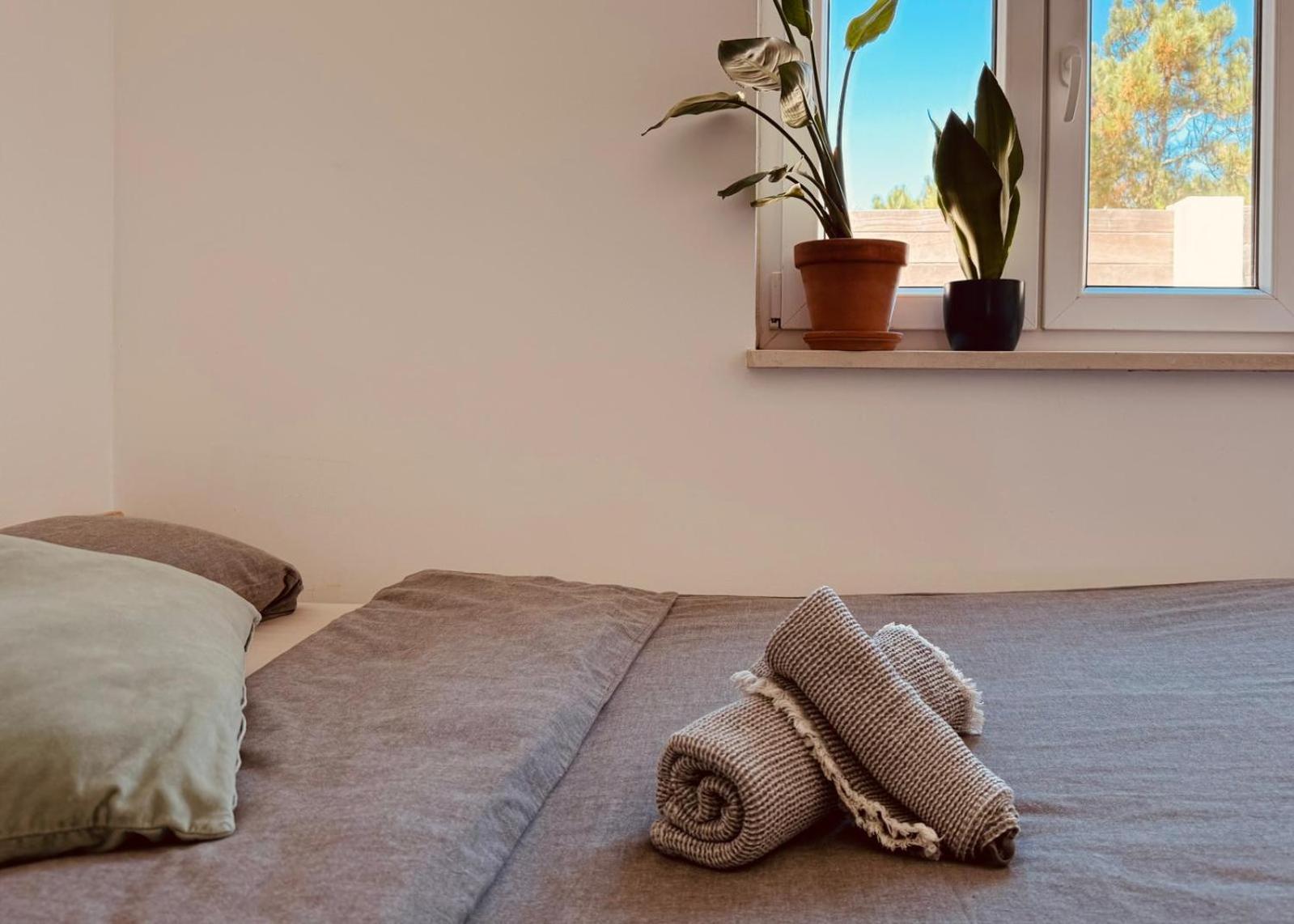 Saone Guesthouse & Coworking Ericeira Bagian luar foto